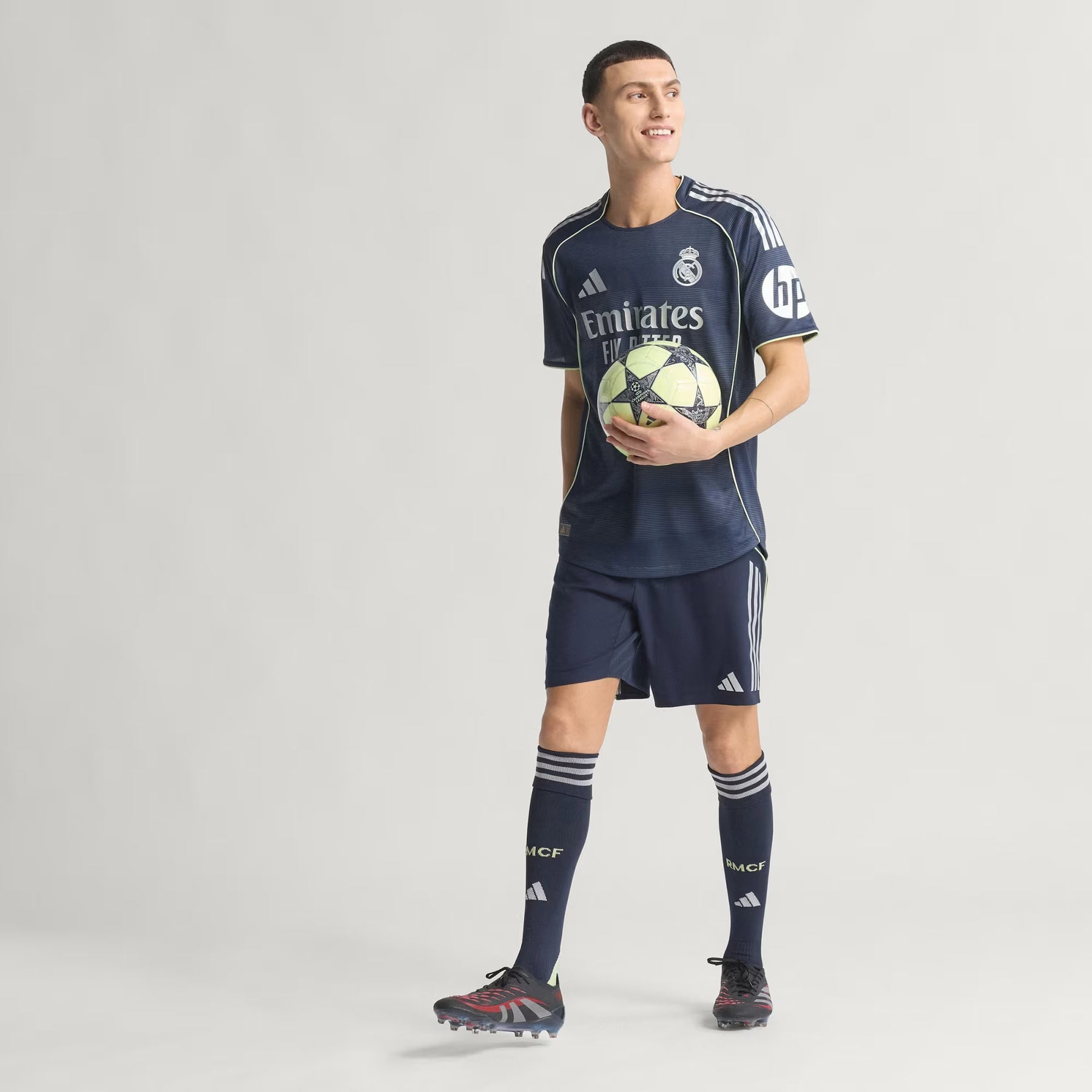 Camisa Real Madrid 2025/26 Away – Jogador