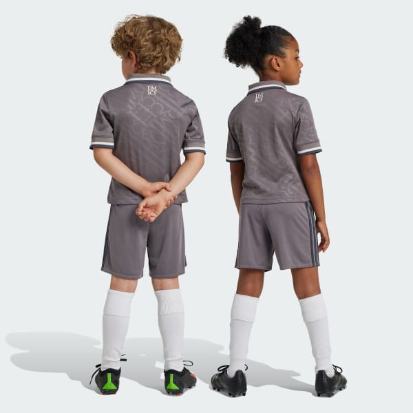 Kit Infantil Real Madrid 2024/25 Third