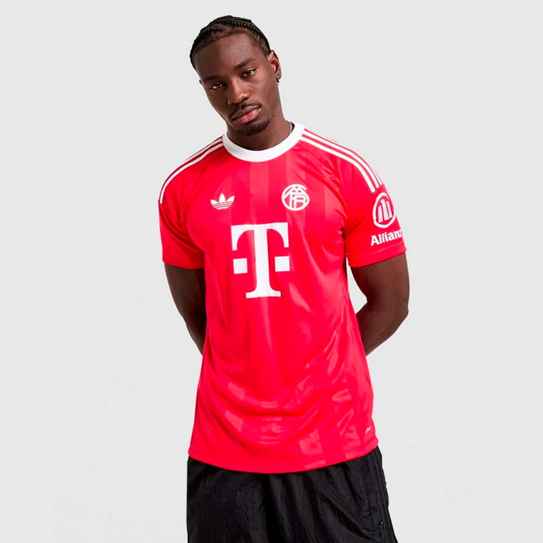 Camisa Bayern de Munique 2025/26 Goleiro – Torcedor