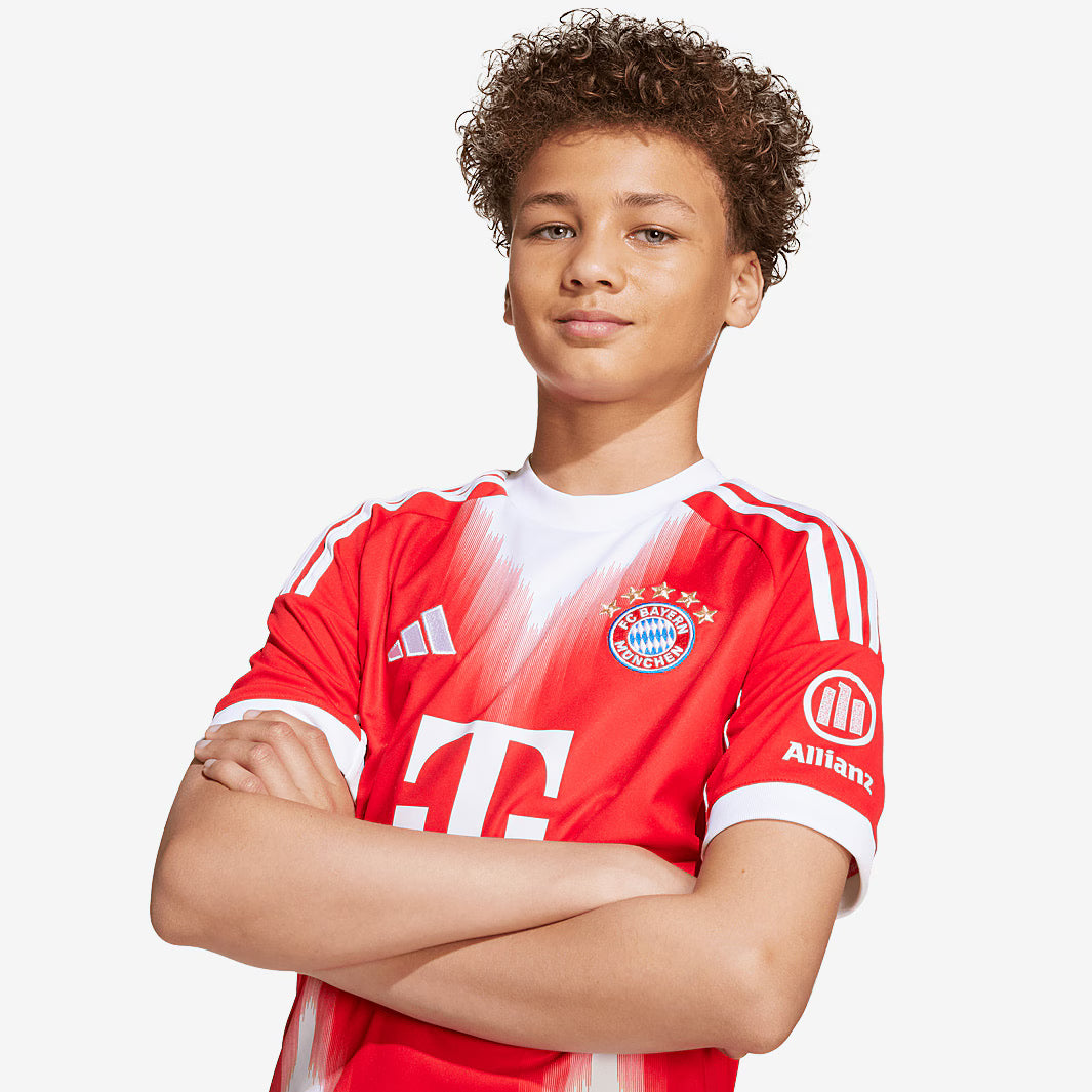 Kit Infantil Bayern de Munique 2025/26 Home